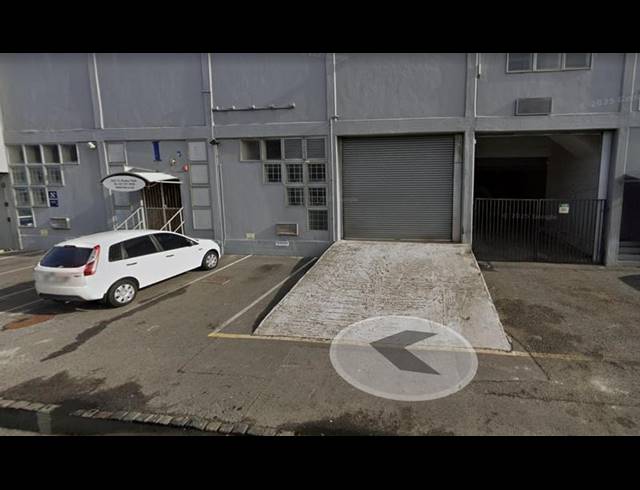 INDUSTRIAL PROPERTY TO RENT IN PAARDEN EILAND